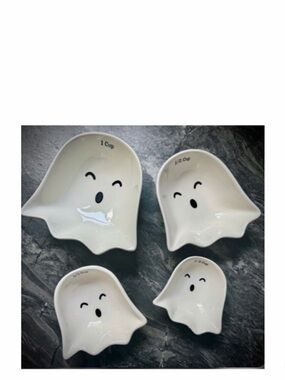 NEW 10 Strawberry Street Halloween Ghost Measuring Cups